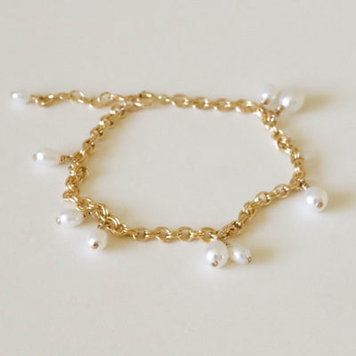 Pearl chain bracelet