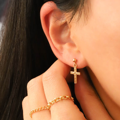 Cross studs earrings