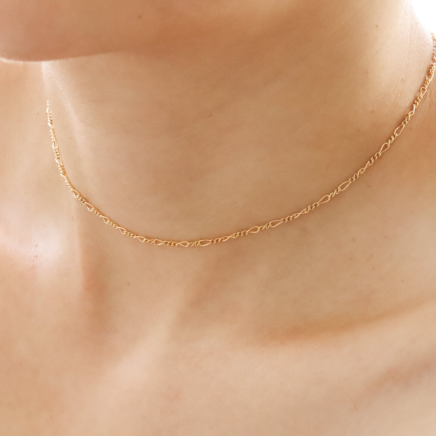 Dainty gold chain necklace
