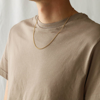 Gold chain necklace