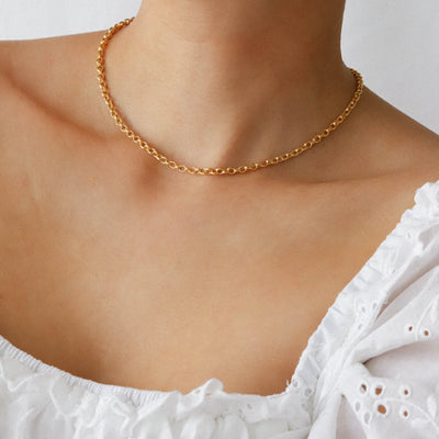 Gold chain necklace