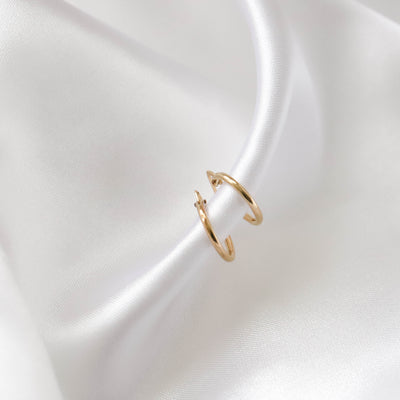 Hypoallergenic gold hoop earrings 